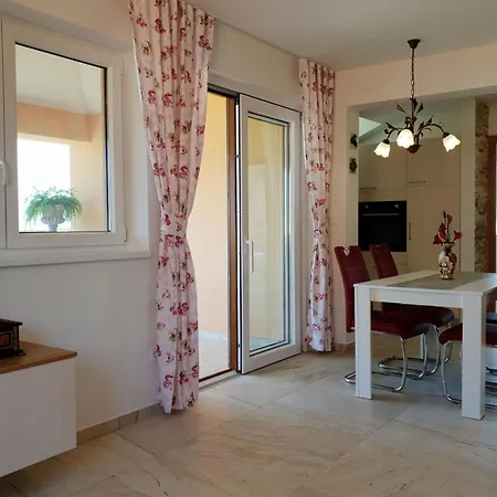 Branka By Interhome Apartamento Šilo
