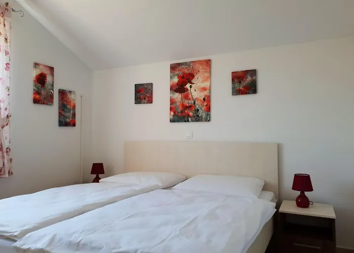 Branka By Interhome Šilo